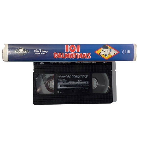 🍒$10 ea or 3/$20 Classic 101 Dalmatians - Picture 3 of 4